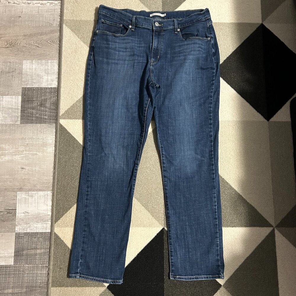 Levi's‎ Classic Straight Leg Jeans Women's Size 33